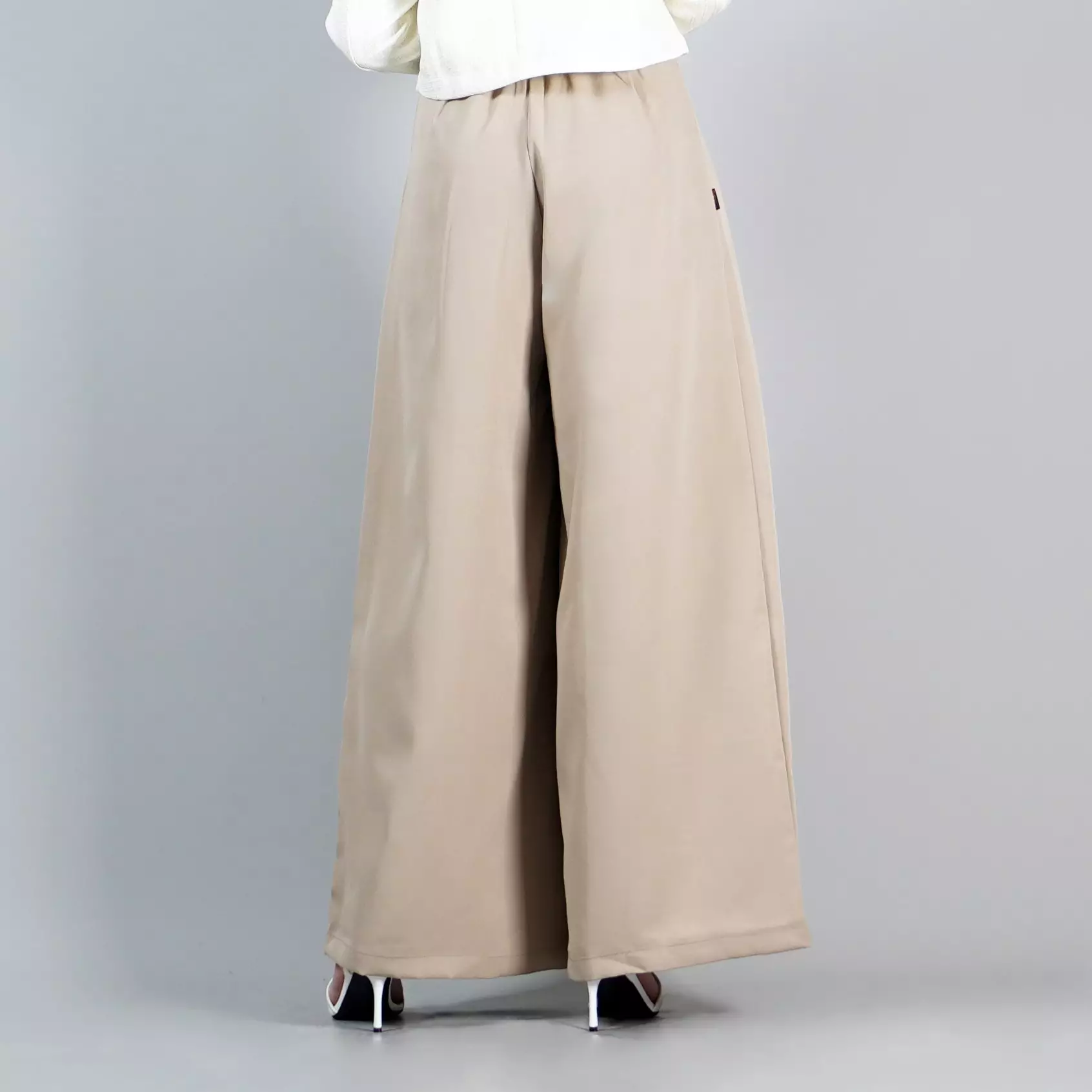 LENA PANTS Wide Leg Pants Loose Pants Wanita Loose Fit Pants - KHAKI