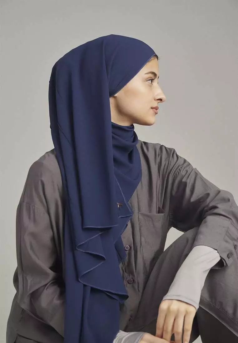 AUDRA ORIKAMI SLANT PLEATED SCARF