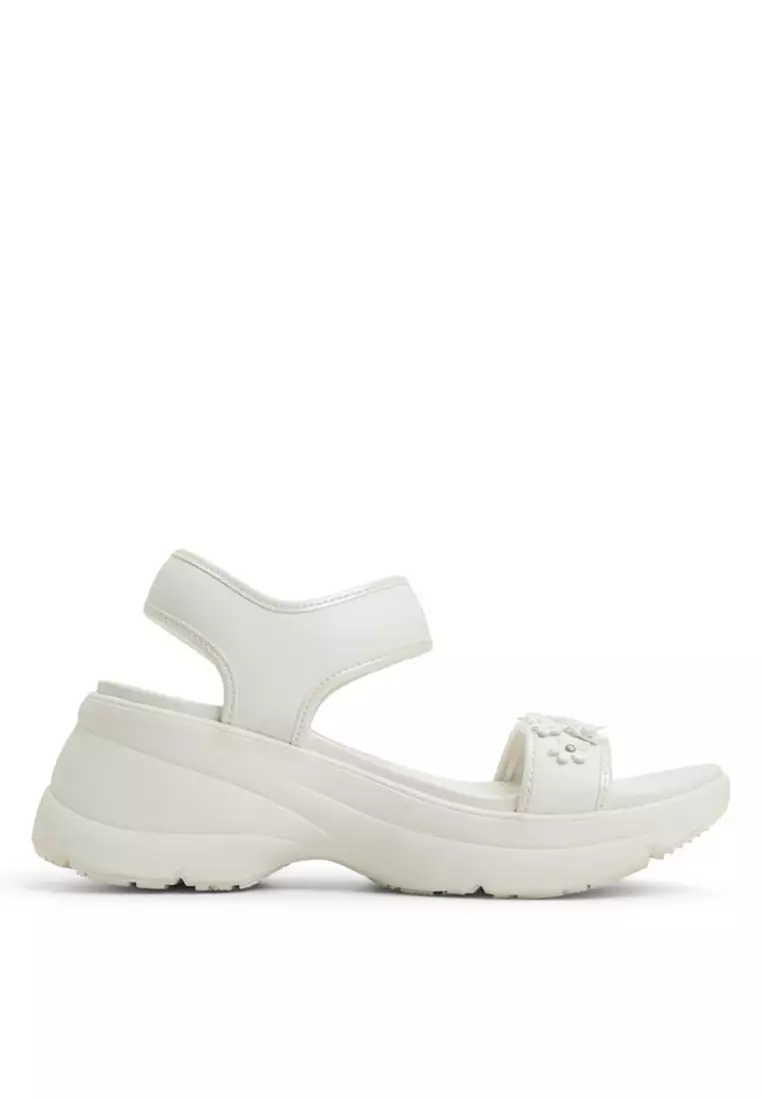 Discount on ALDO  shoes - SKU: Camomille Wedge Sandals