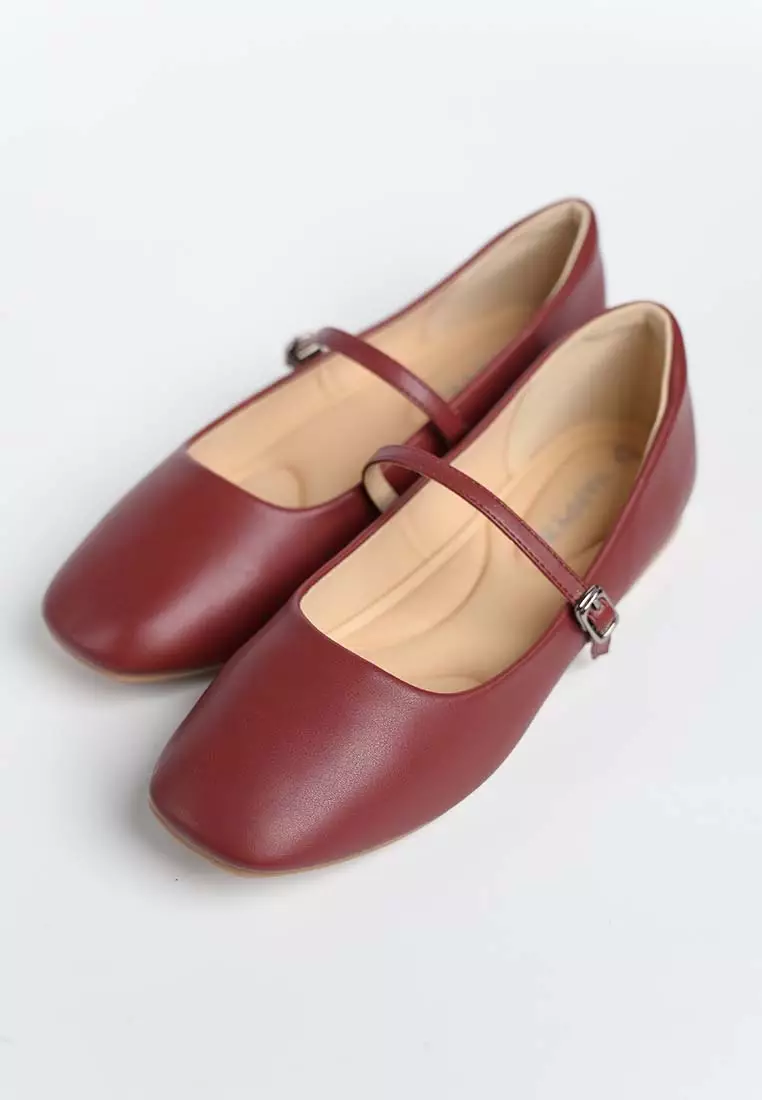 Brie Ballerina Strap Flats