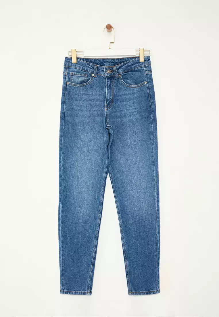 Essential Fit Denim Jeans
