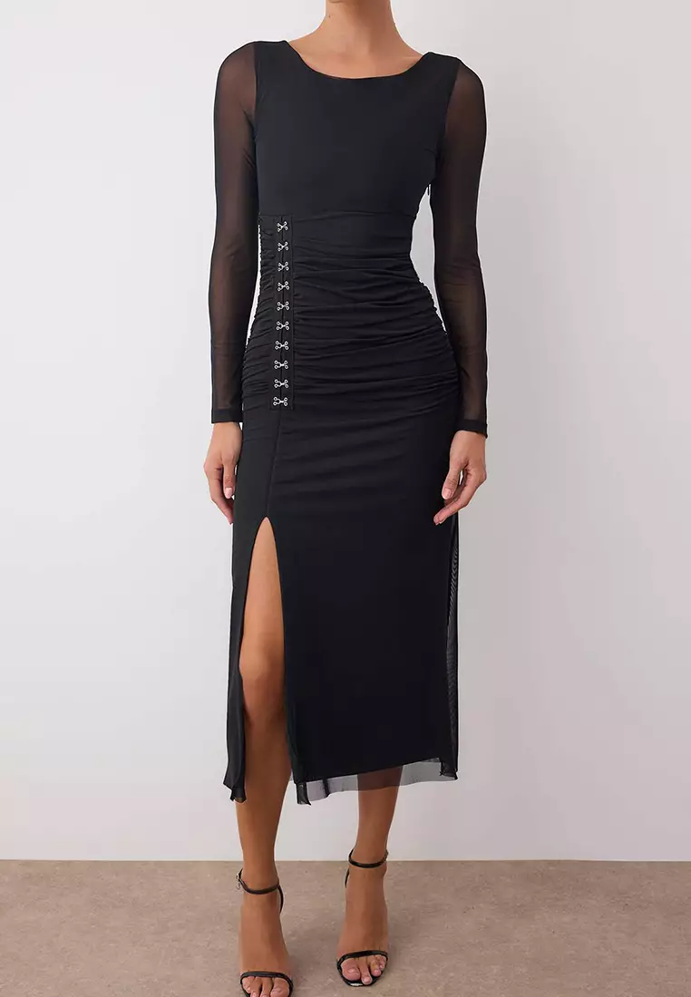 Hook and Eye Detail Midi dress