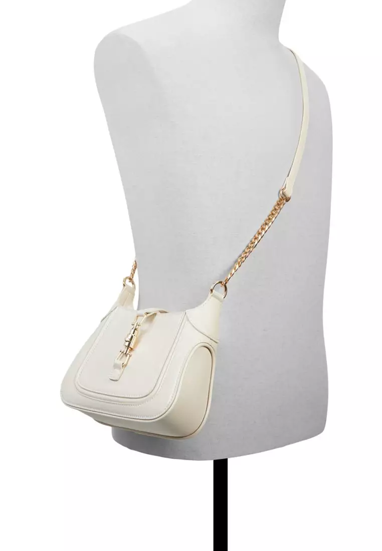 Gisellee Metal Chain Crossbody Bag
