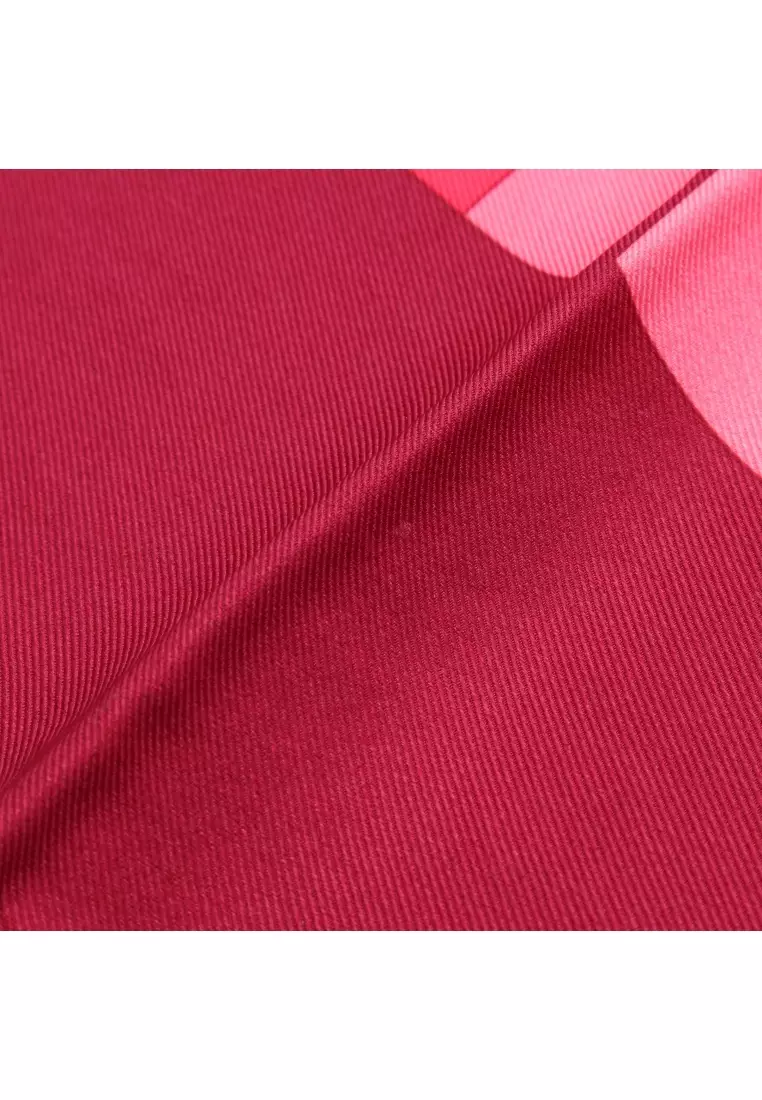 Pre-Loved Hermès carres 70 EN DESORDRE scarf silk Bordeaux pink