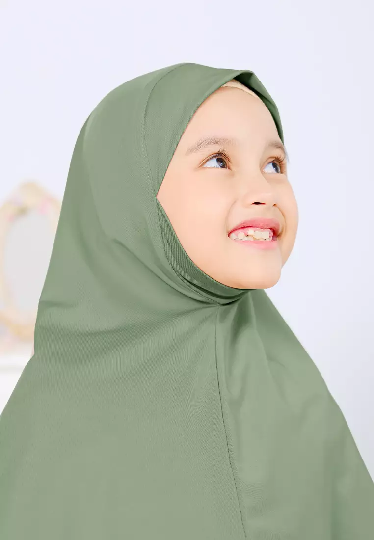 Cotton Bee - Jennaira Bergo Dagu | Hijab Instan Anak Non Pad - S