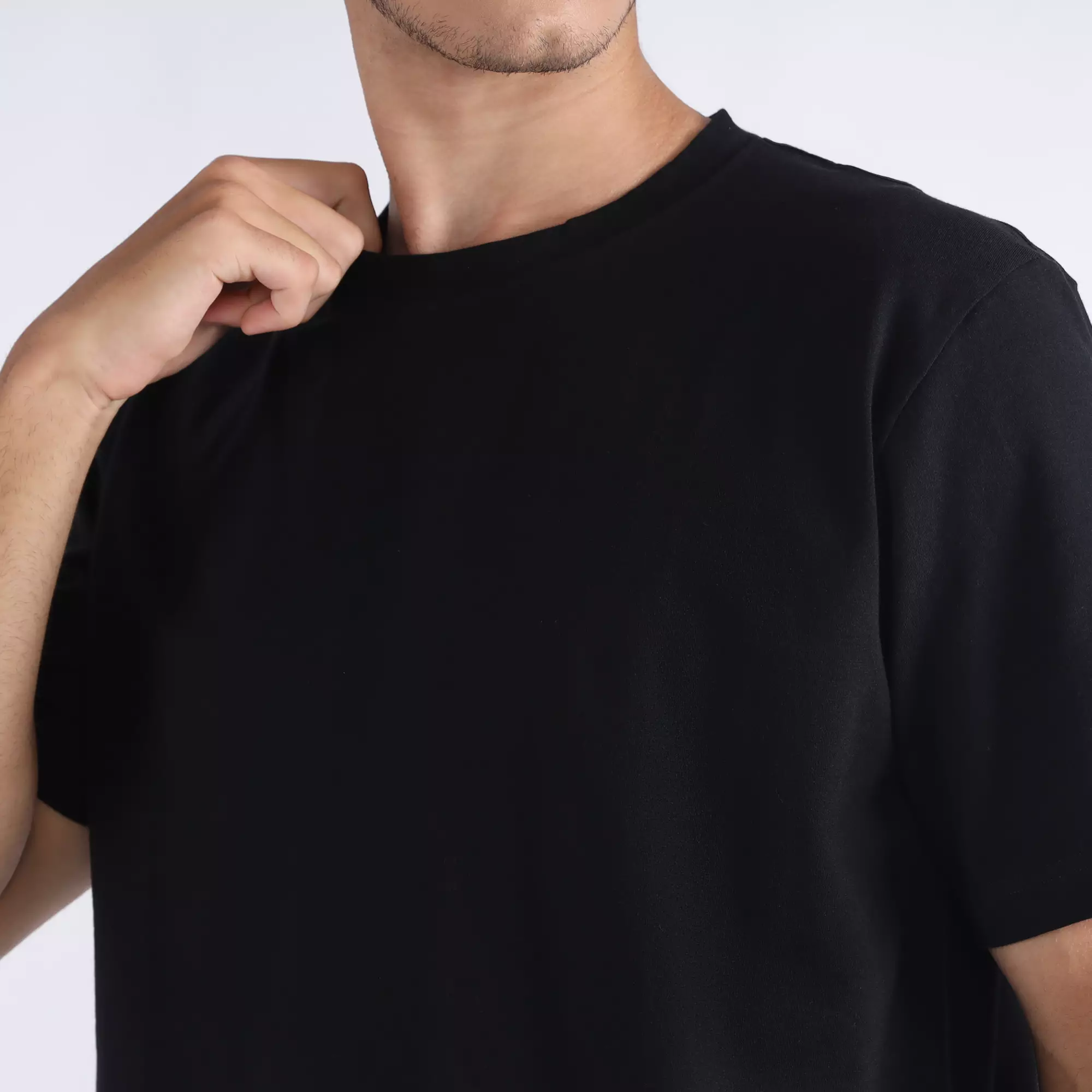 FACILITY by LARUSSO - Arte T-Shirt Basic Tee - Jet Black