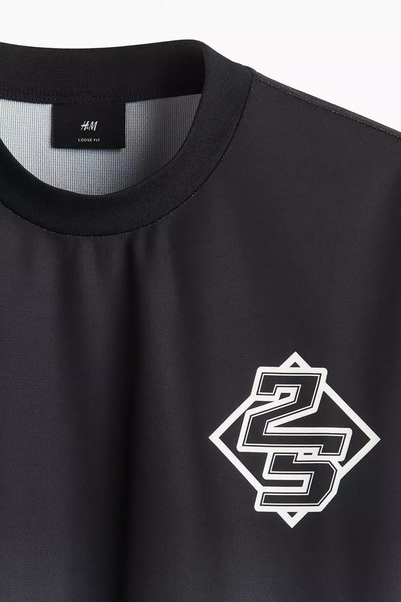 Loose Fit Long-sleeved mesh top