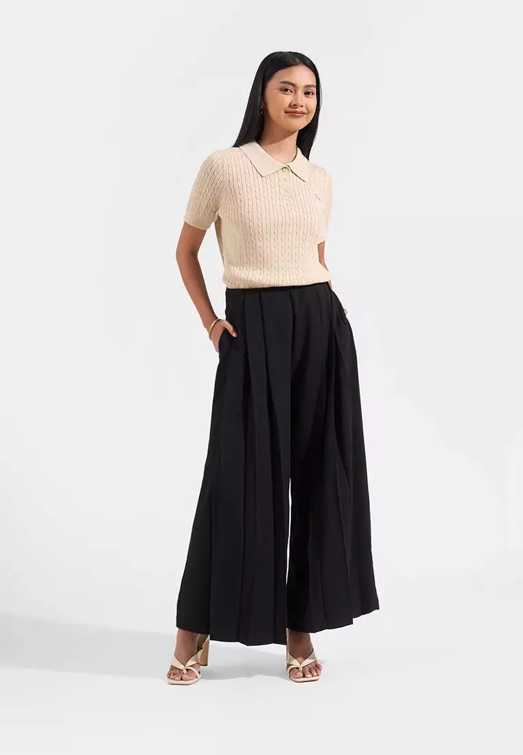 Collared Cable Knit Tee with Butterfly Emboridery