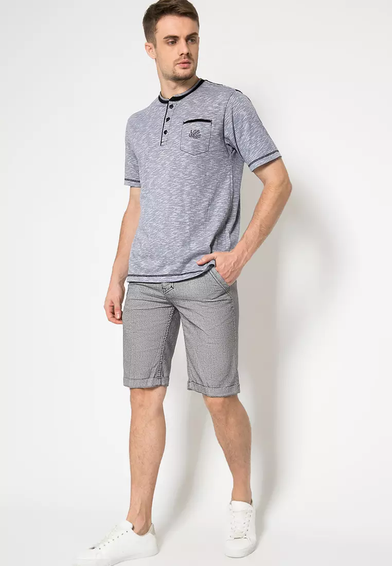 LGS - Celana Pendek Pria Kotak-Kotak Hitam Putih CSS.430.054.265.C