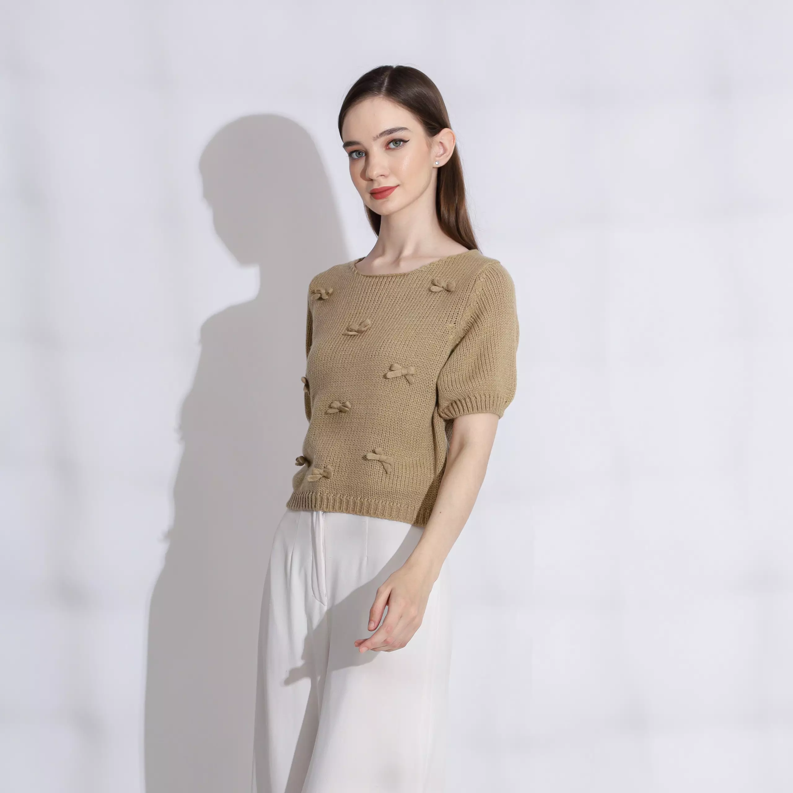 Nalla Knit Blouse Ribbon in Brown