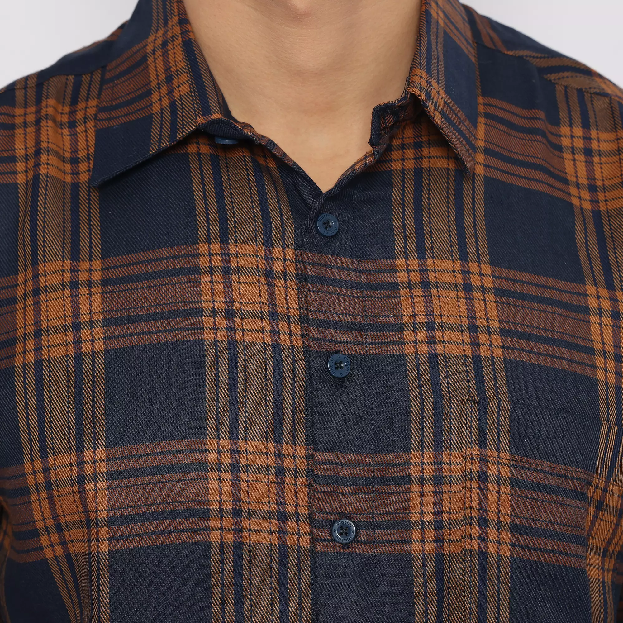 Platini Kemeja Pria Flanel Panjang Coklat 76365