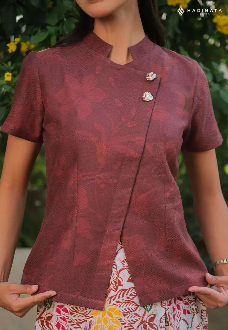 Hadinata Batik Wanita Premium Kebaya Dobby Lengan Pendek Lir Sasmita Maroon