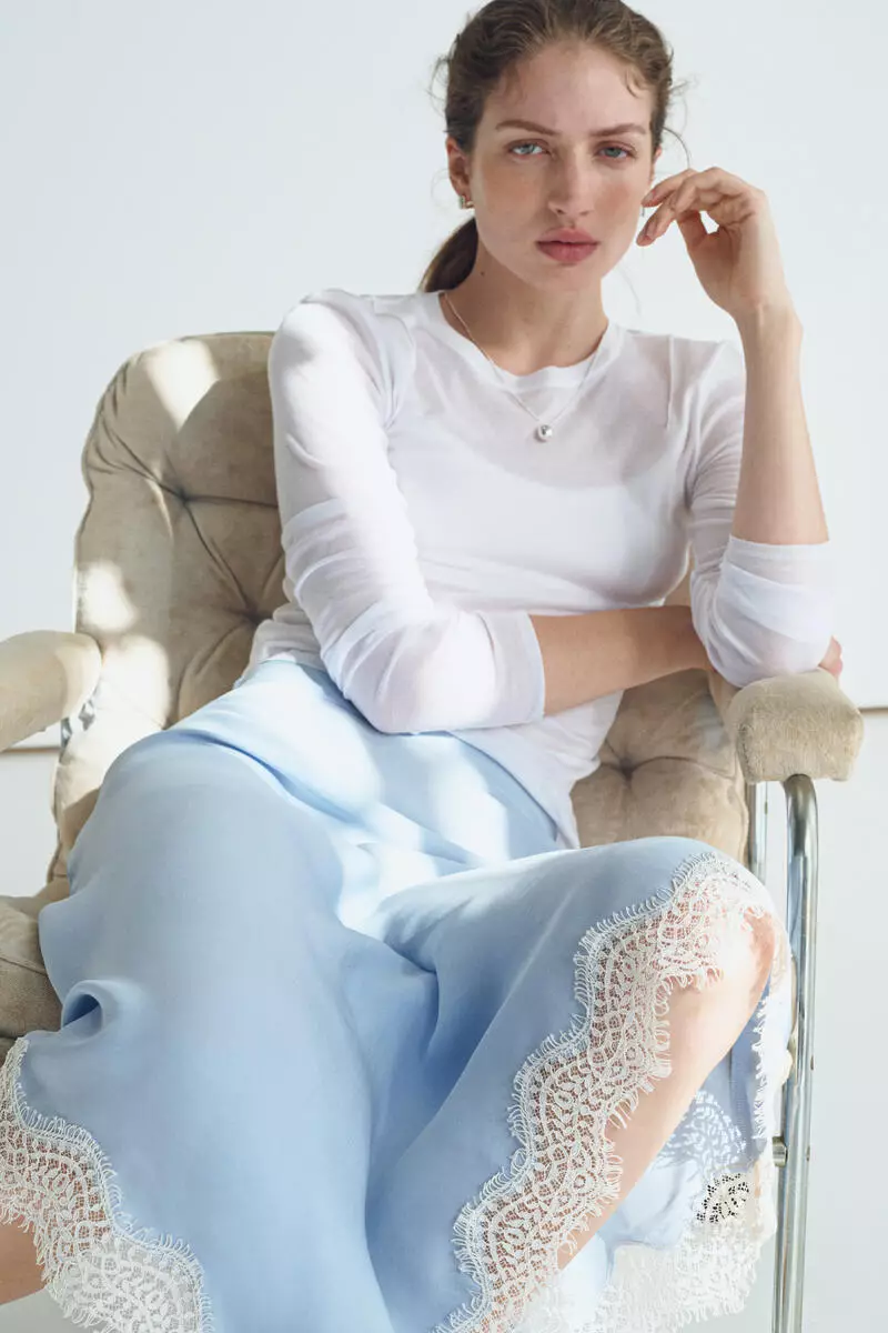 Asymmetric viscose skirt