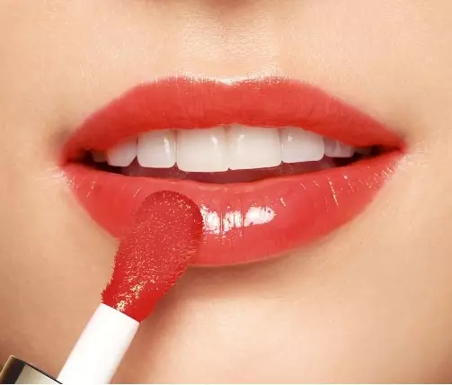 CLARINS Lip Oil Collection