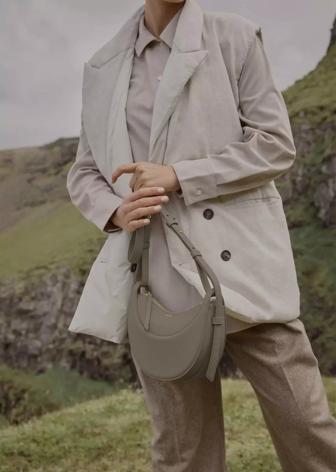 Numero Dix Olive Grained Leather