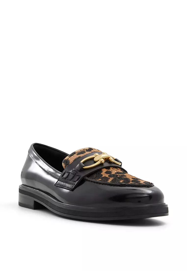 Bissom Loafers