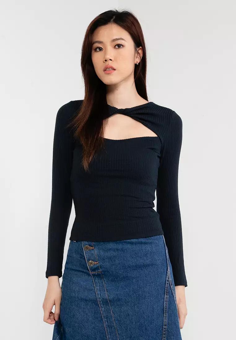 Front Keyhole Detail Long Sleeve Top