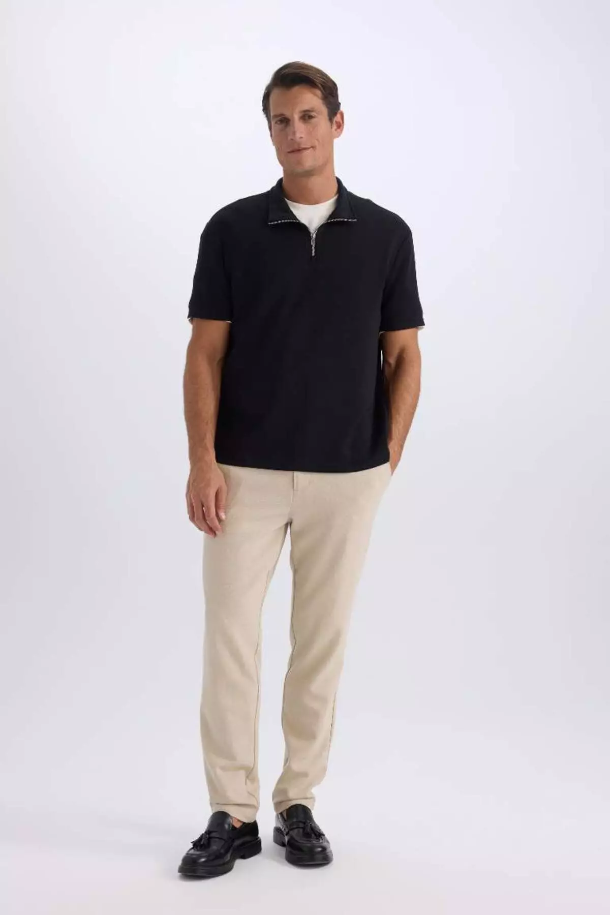 Regular Fit Stand Collar Half Zip Heavy Fabric Short Sleeve Black T-Shirt B6502Ax25Sp