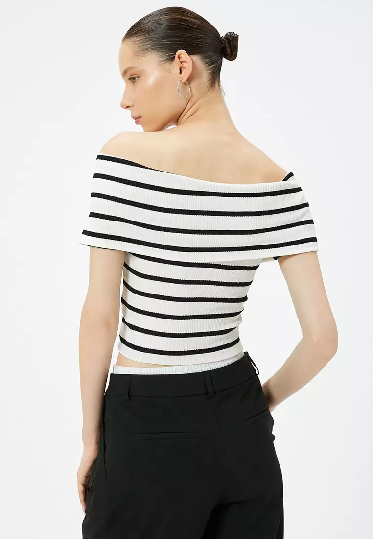 Zippered Off Shoulder T-Shirt