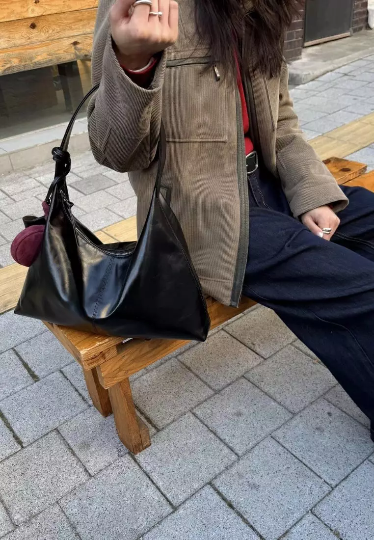 Monet Bag L Pull-Up Black