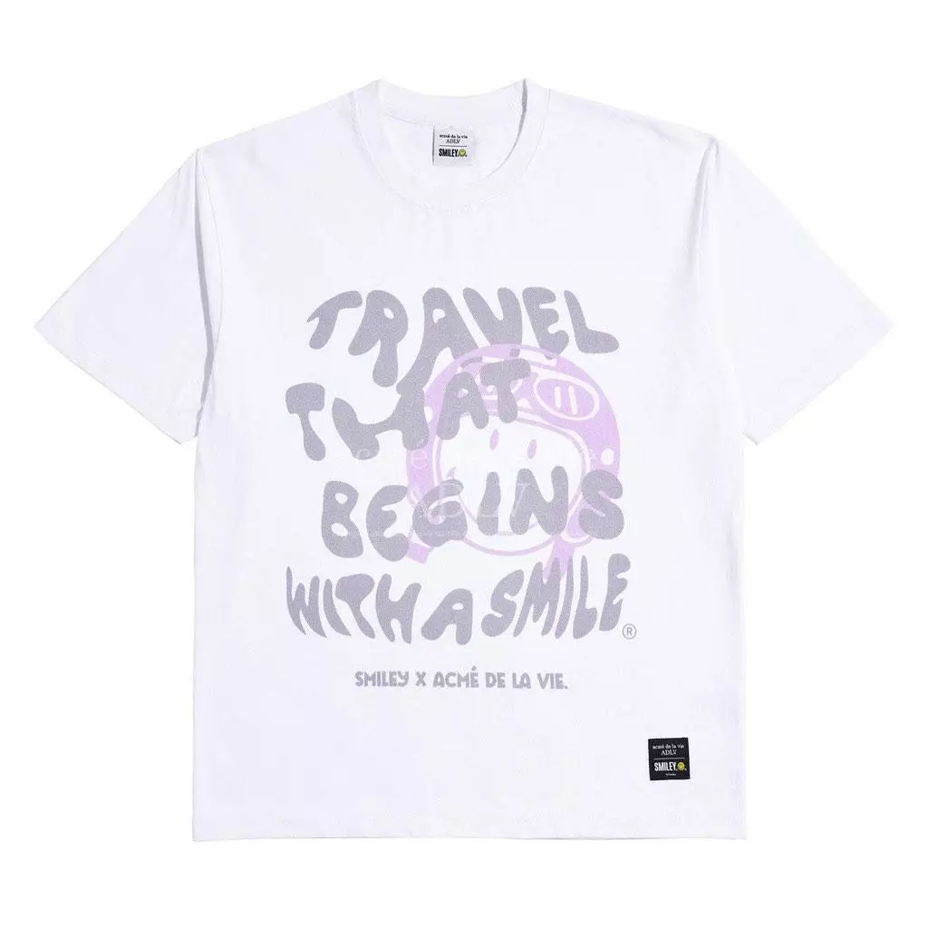 関税込★ACME DE LA VIE X Smiley★TRAVEL THAT BEGINS T-SHIRT Buy acmé de la vie x Smiley® Travel That Begins Short Sleeve