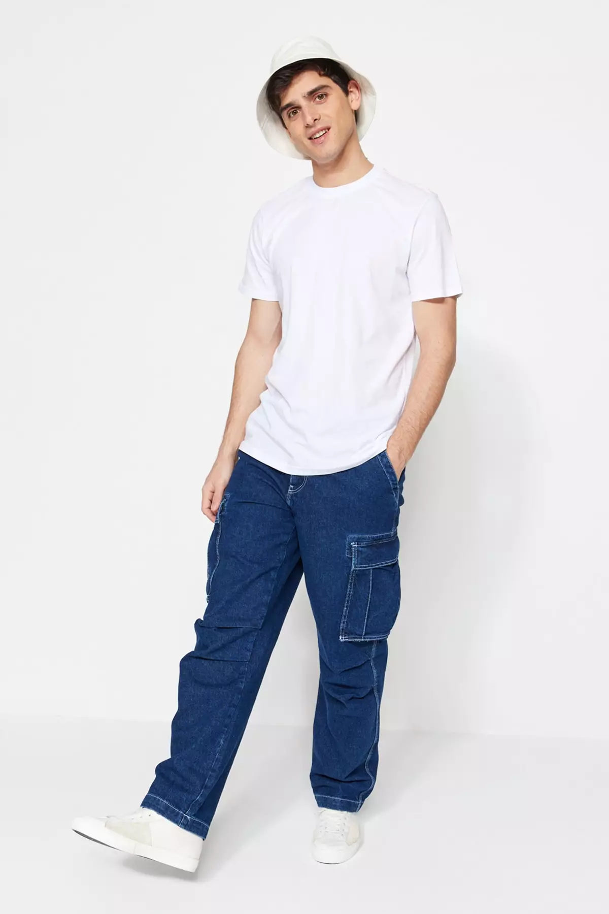 Regular/Normal Cut Crew Neck T-Shirt