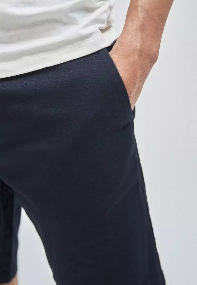Stretch Chino Shorts-Straight Fit