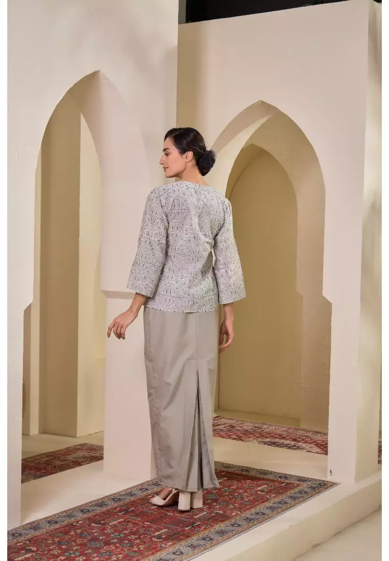 Kurung Kedah Batik Moden