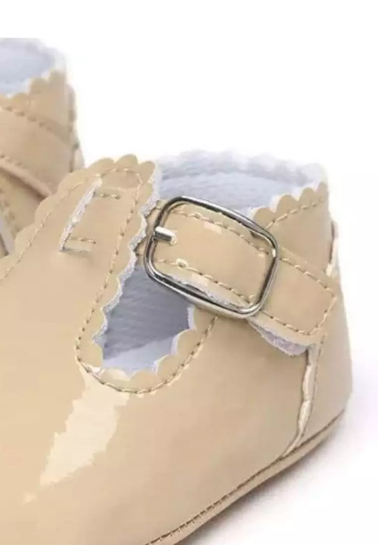 Colored Patent Tbars Shoes - Beige