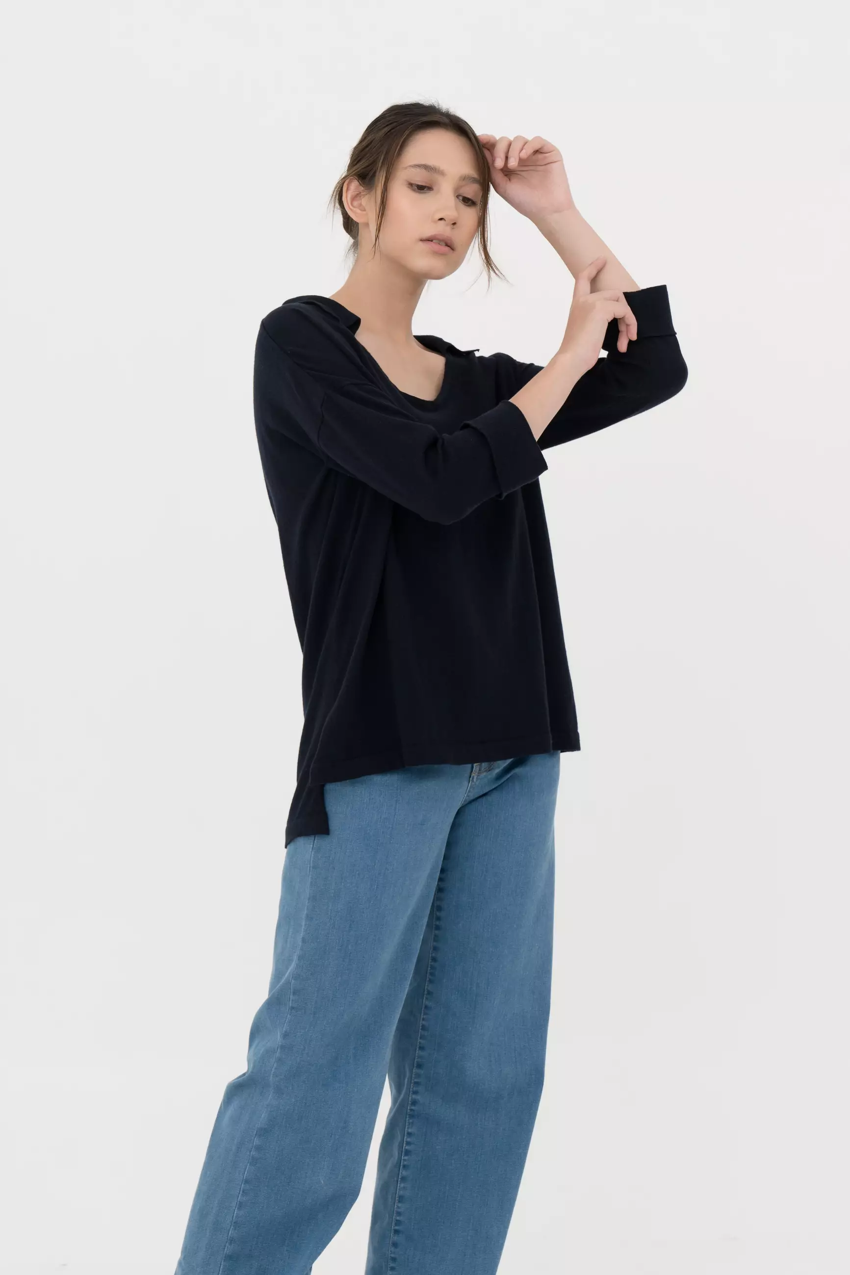 Blouse Wanita Alesya Navy