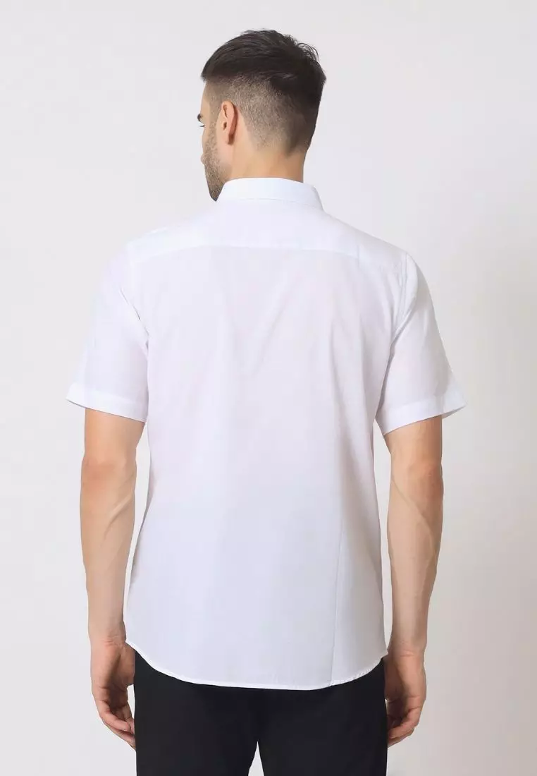 Cotton Well Ben Short Sleeve Oxford Shirt White | Kemeja Pria Lengan Pendek Basic Polos Putih