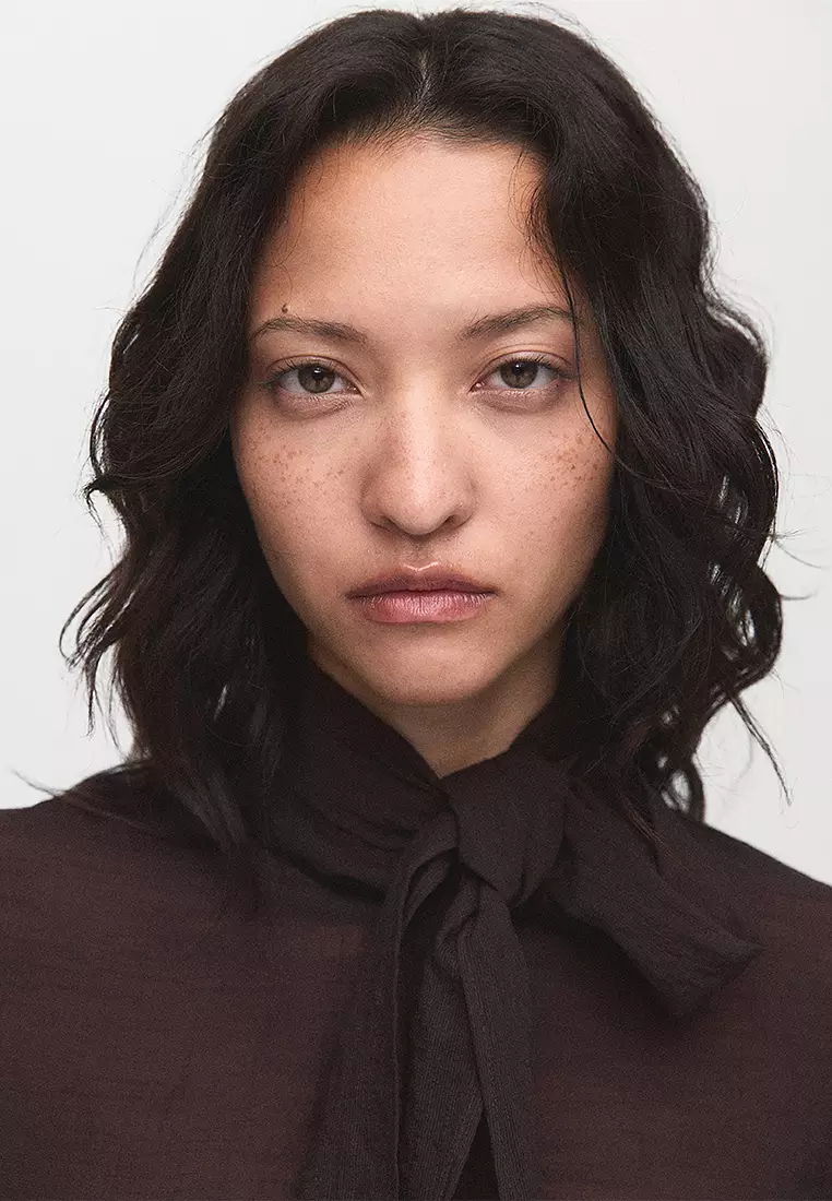 Textured Blouse with Foulard