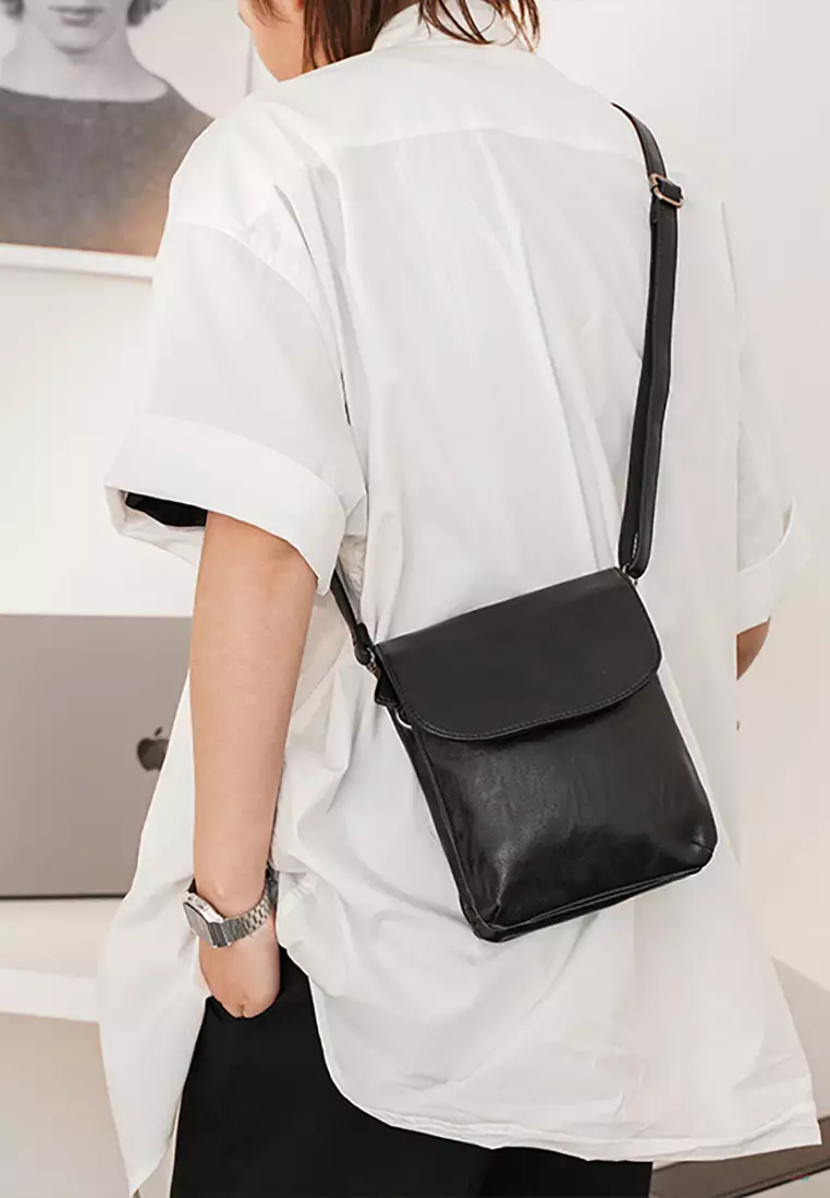 Plain online sling bag