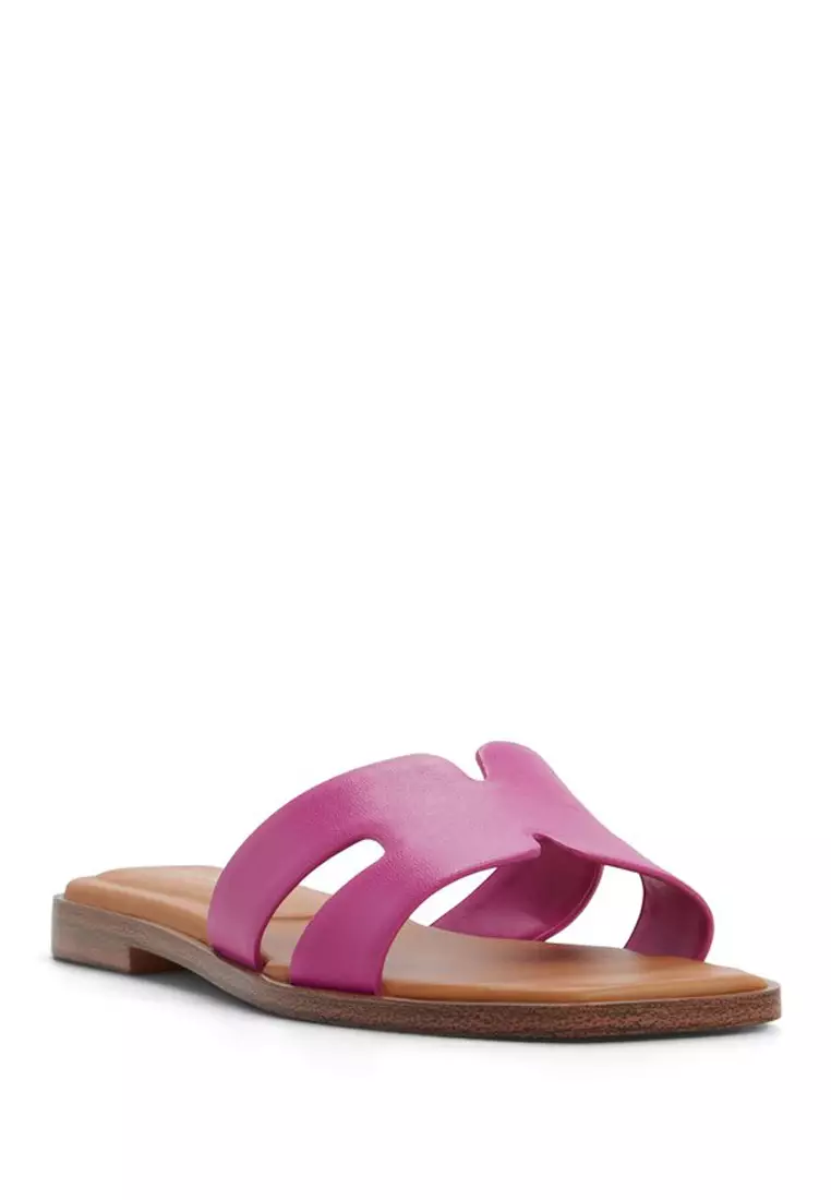 Itsandal Sandals