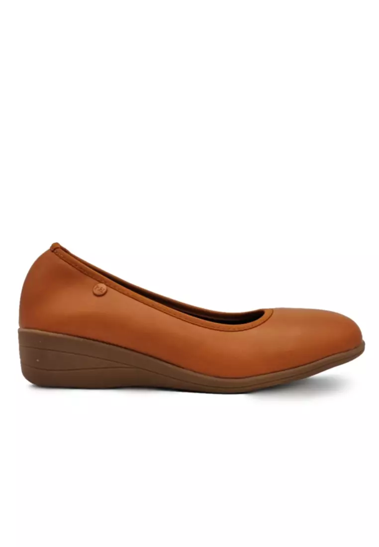 Discount on POLO HILL  shoes - SKU: POLO HILL Ladies Slip On Wedge Ballet Shoes