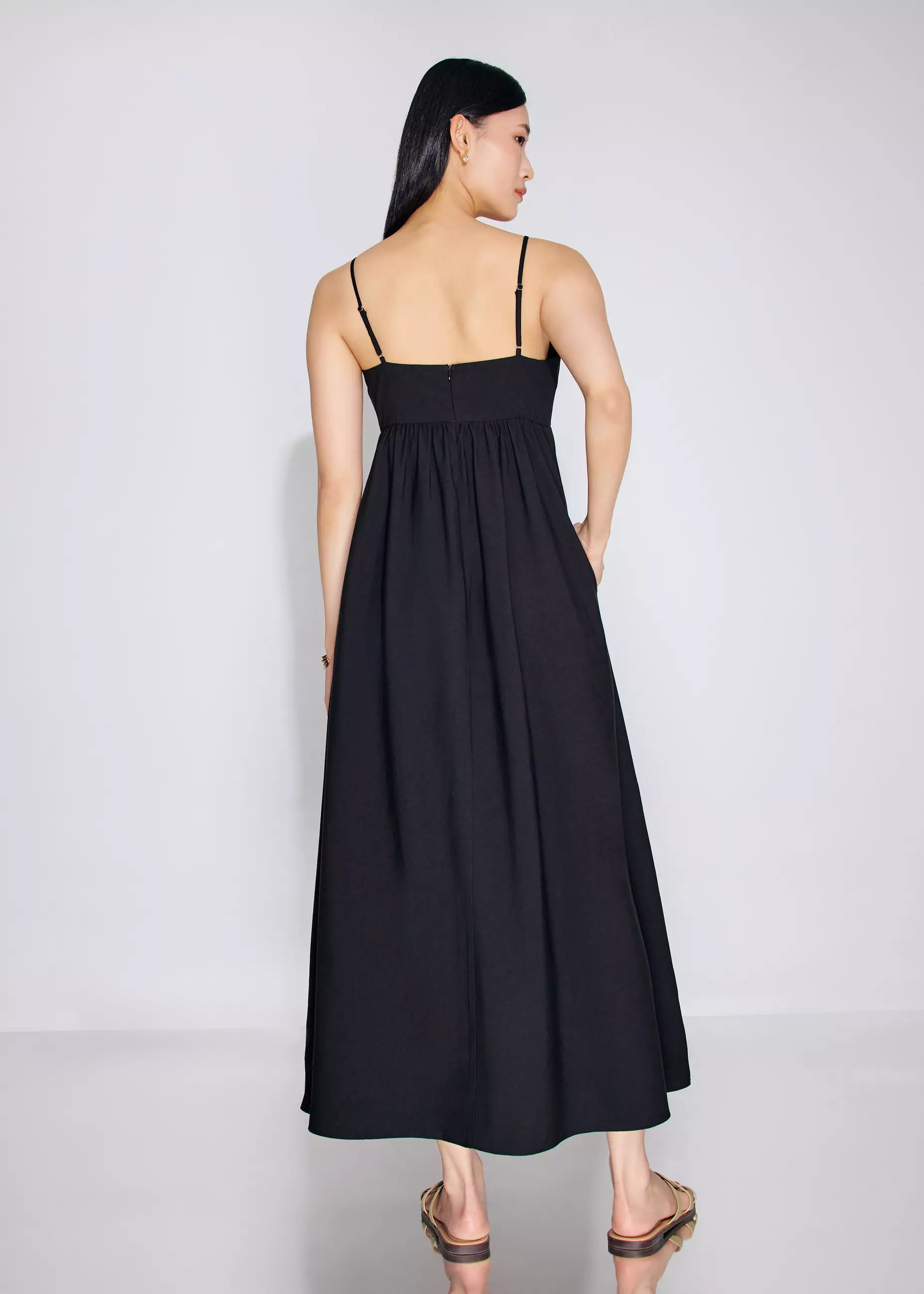 Dress Wanita - Camisole Fit & Flare Maxi Dress