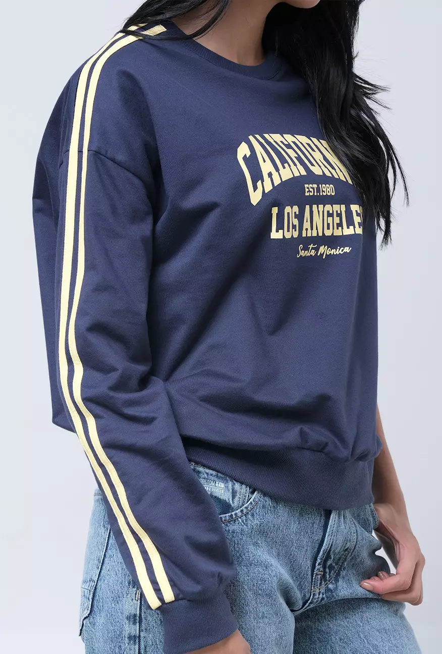 Sweater Wanita Eira Navy