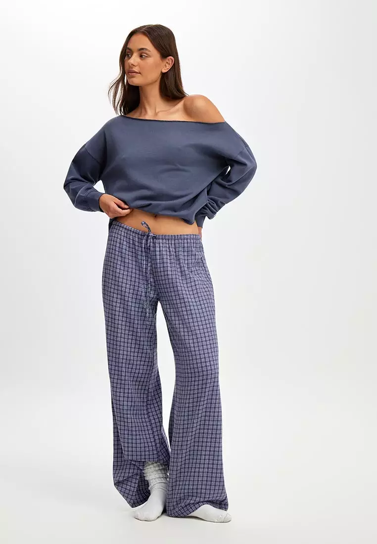 Off The Shoulder Fleece Jumper