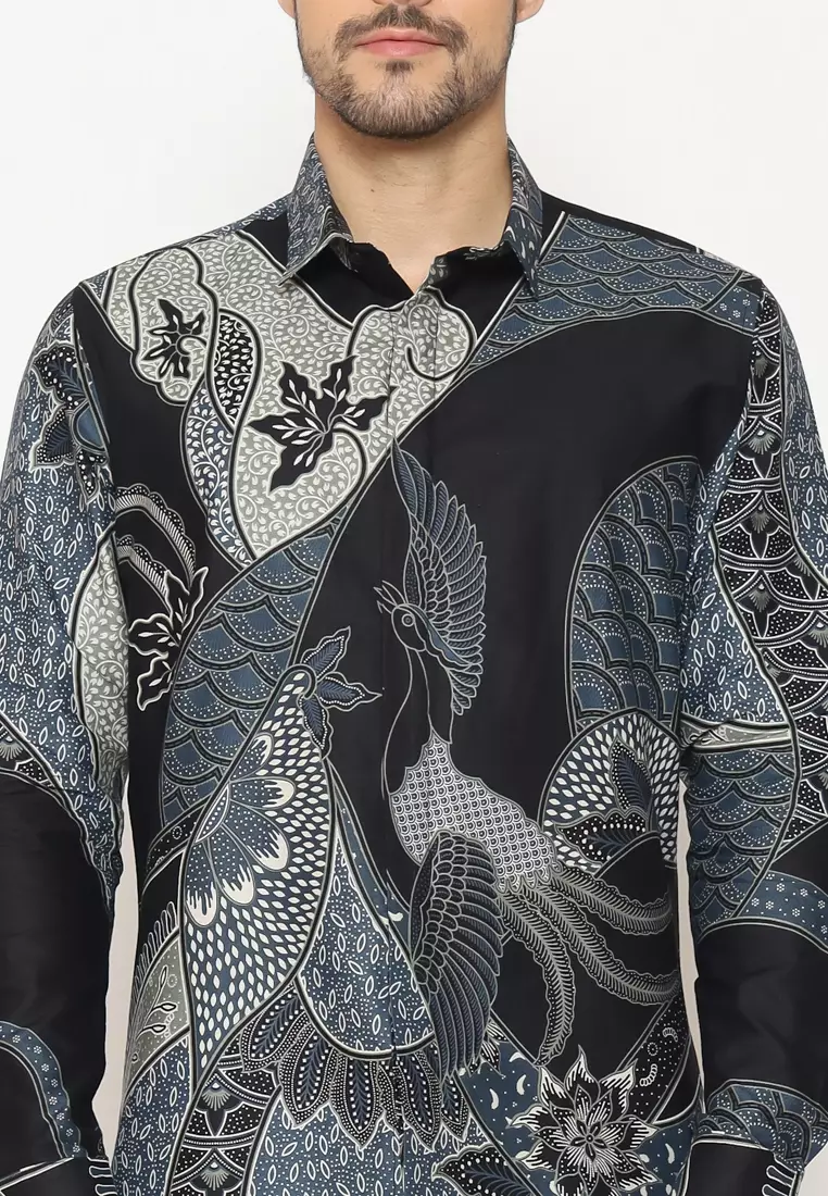 MAGINOT KAYANA BLACK Batik Slim Fit Lengan Panjang