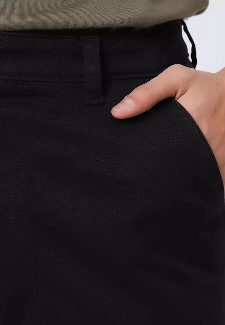 THAYER CHINOS - JET BLACK Celana Panjang - Bottoms Man Reguler Fit