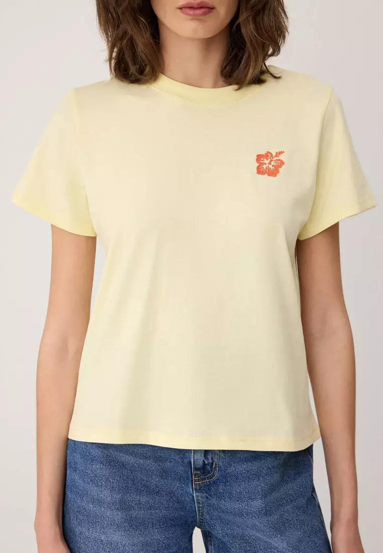 Yellow Embroidered Regular/Normal Fit Short Sleeve 1% Cotton Knitted T-Shirt Twoss26Ts124