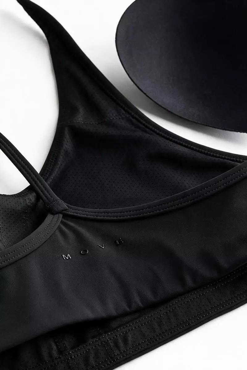 Buy H&M Medium Support Sports bra with SculptMove™ 2026 Online | ZALORA