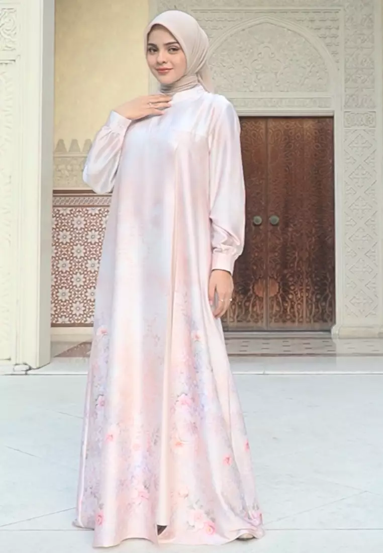 Gamis Mosleem Armany Silk Peach Floral Stylish By Brilliant Girl Warna Salem