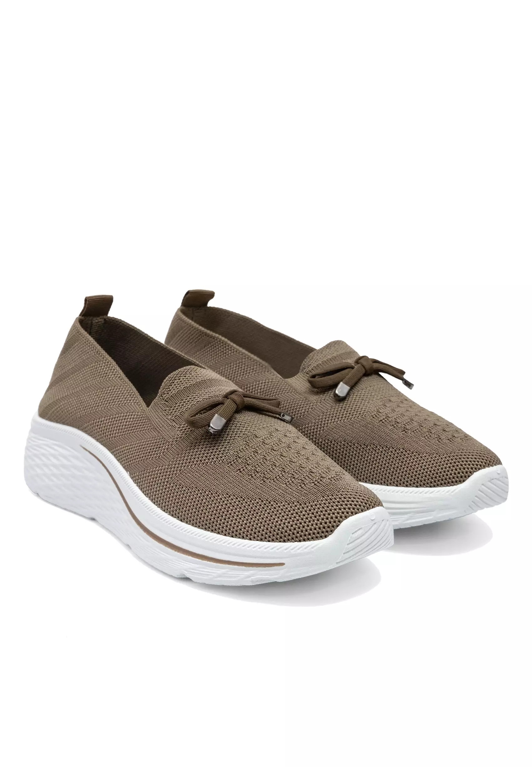 Dr. Kevin Sepatu Olahraga Sport Wanita Sneakers Rajut Slip On 559-006