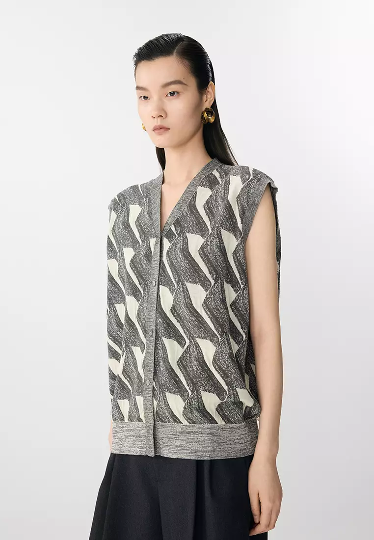 Loose knit vest