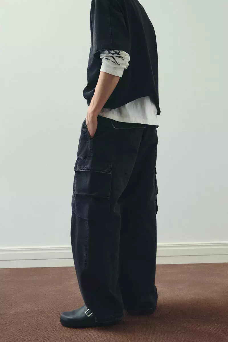 Loose Fit Washed cargo trousers