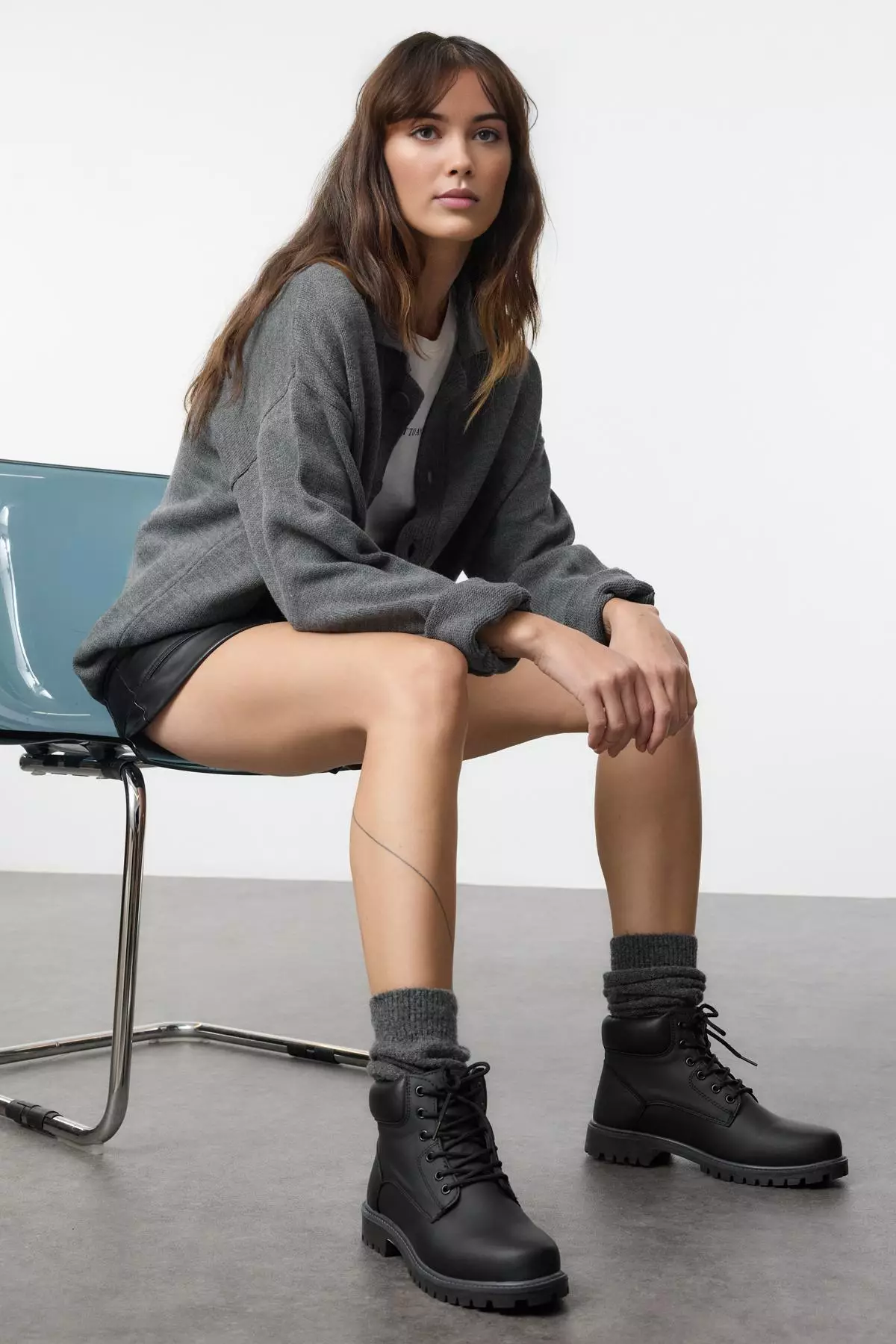 Black Lace-Up Short Flat Heeled Women's Boots Takaw25Bo00046