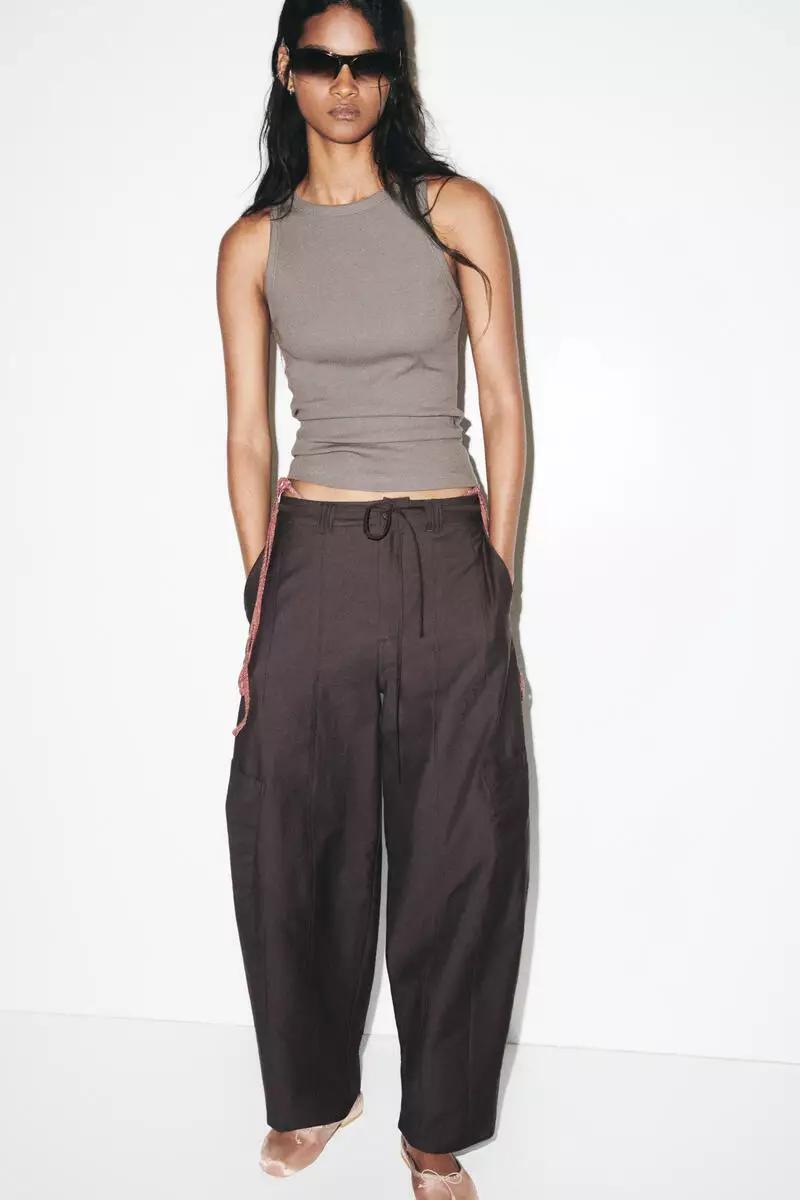 Tie-belt cargo trousers
