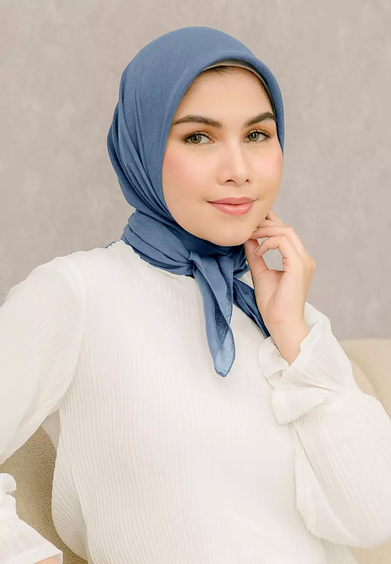 Theya Voal Square Steel Blue