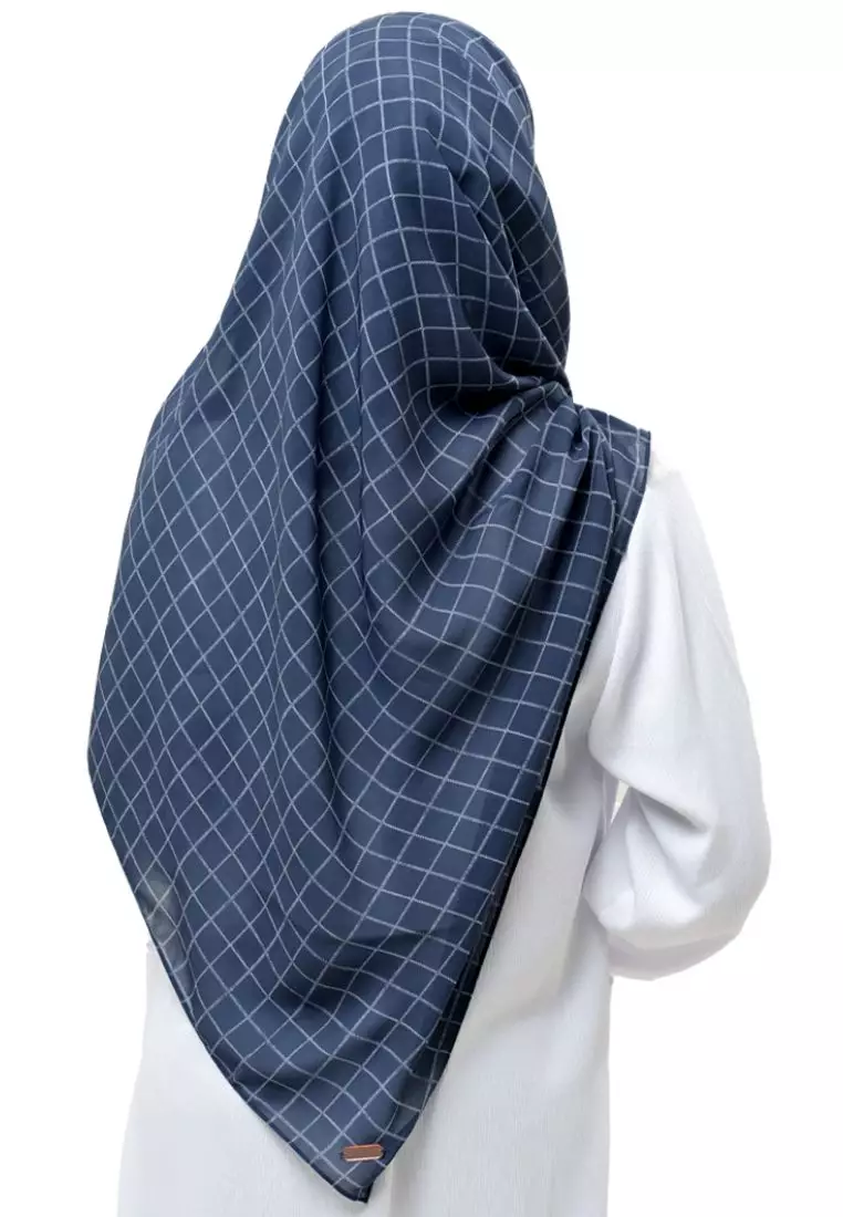 Rabbani - Kerudung Segi Empat Motif Zanan Zymlas - Navy